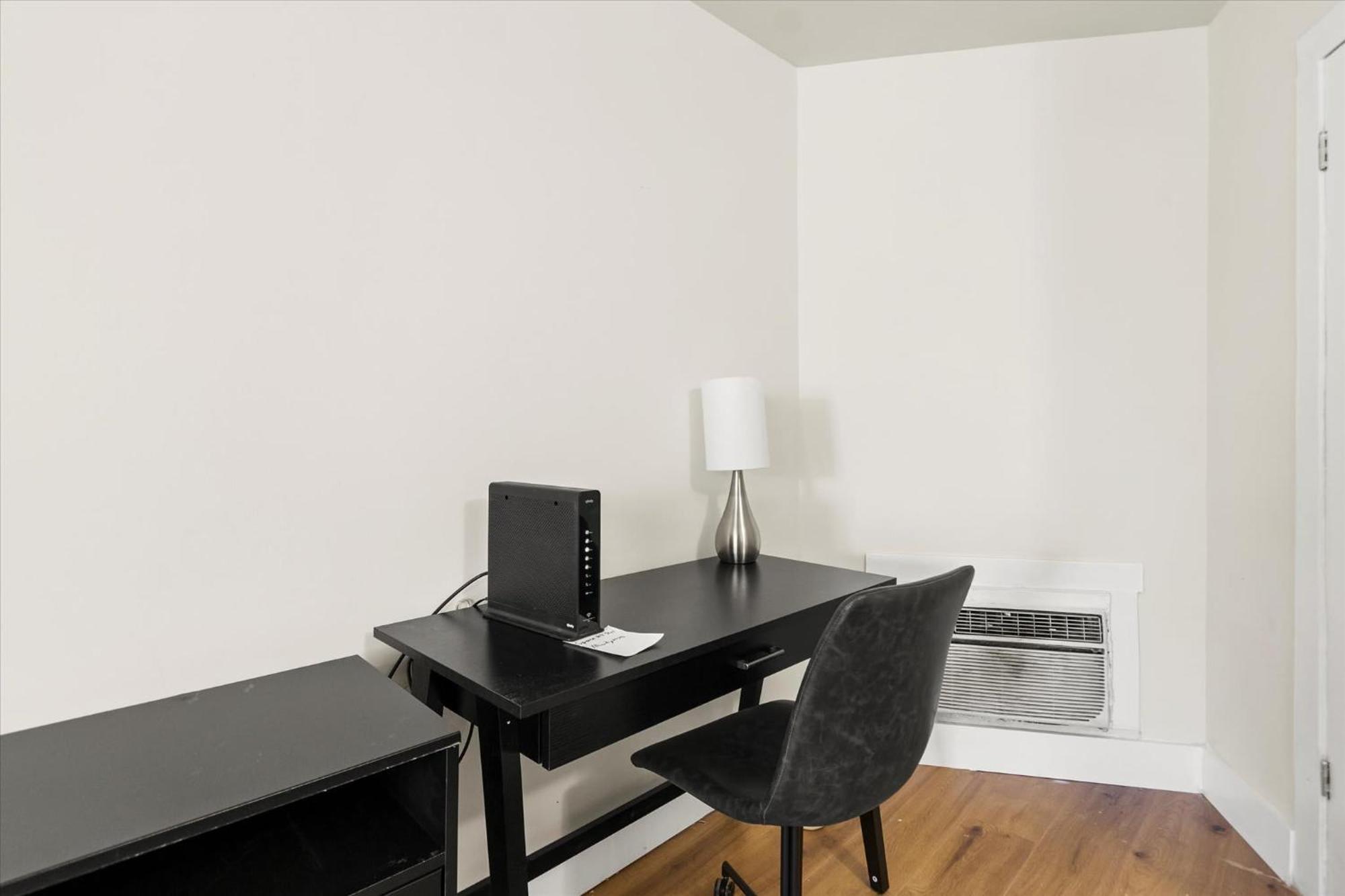 Modern Studio Apartment Near Merrimack Park Гантсвілл Екстер'єр фото